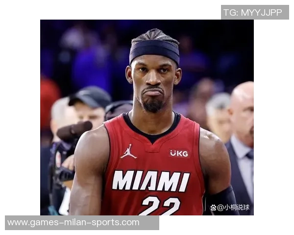 损友行为引发争议巴特勒罚球遭坑瞬间疑惑不解原地愣神 损友行为引发争议巴特勒罚球遭坑瞬间疑惑不解原地愣神