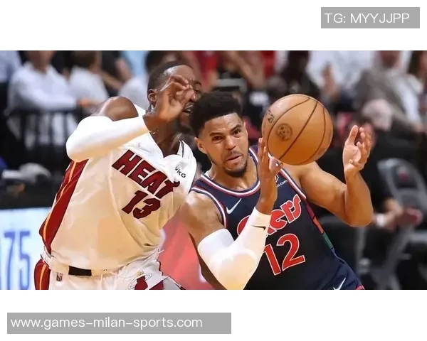 埃奇库姆与马克西联手74分创揭幕战新纪录仅次于哈登伍德组合