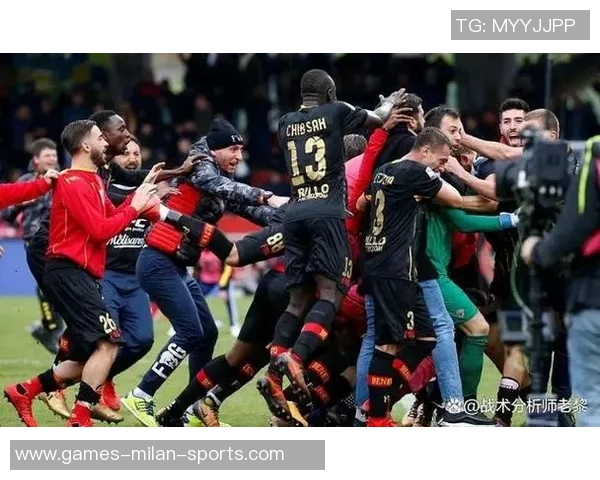 米体报道那不勒斯球迷在埃因霍温被捕事件引发欧冠高风险警惕